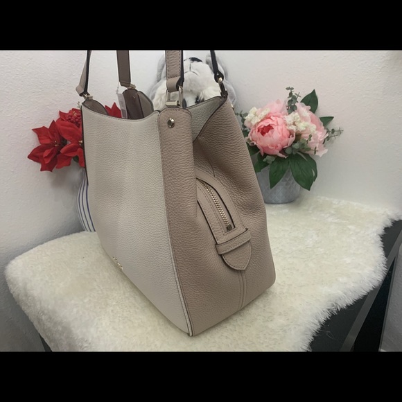 KATE SPADE LEILA MEDIUM TRIPLE COMPARTMENT SHOULDE - Picture 4 of 9